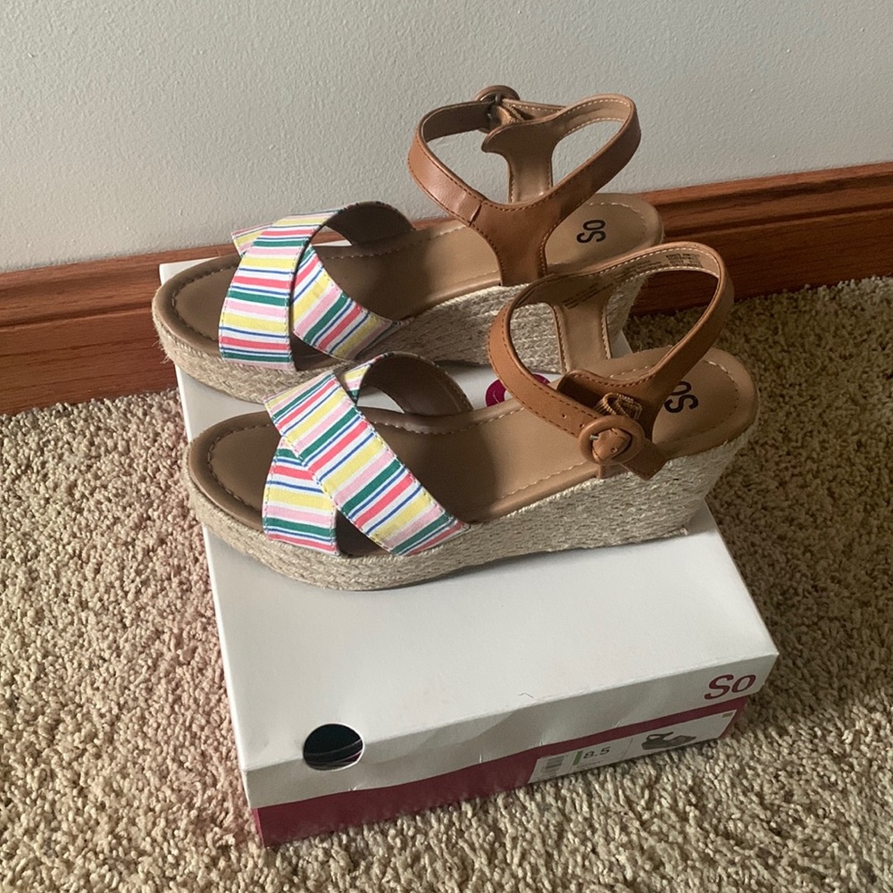 SO Rosebay multicolored wedges